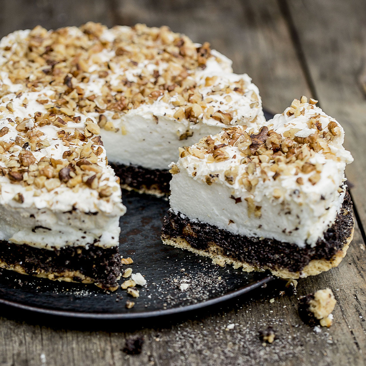 Ciasto makowe z bezą i orzechami