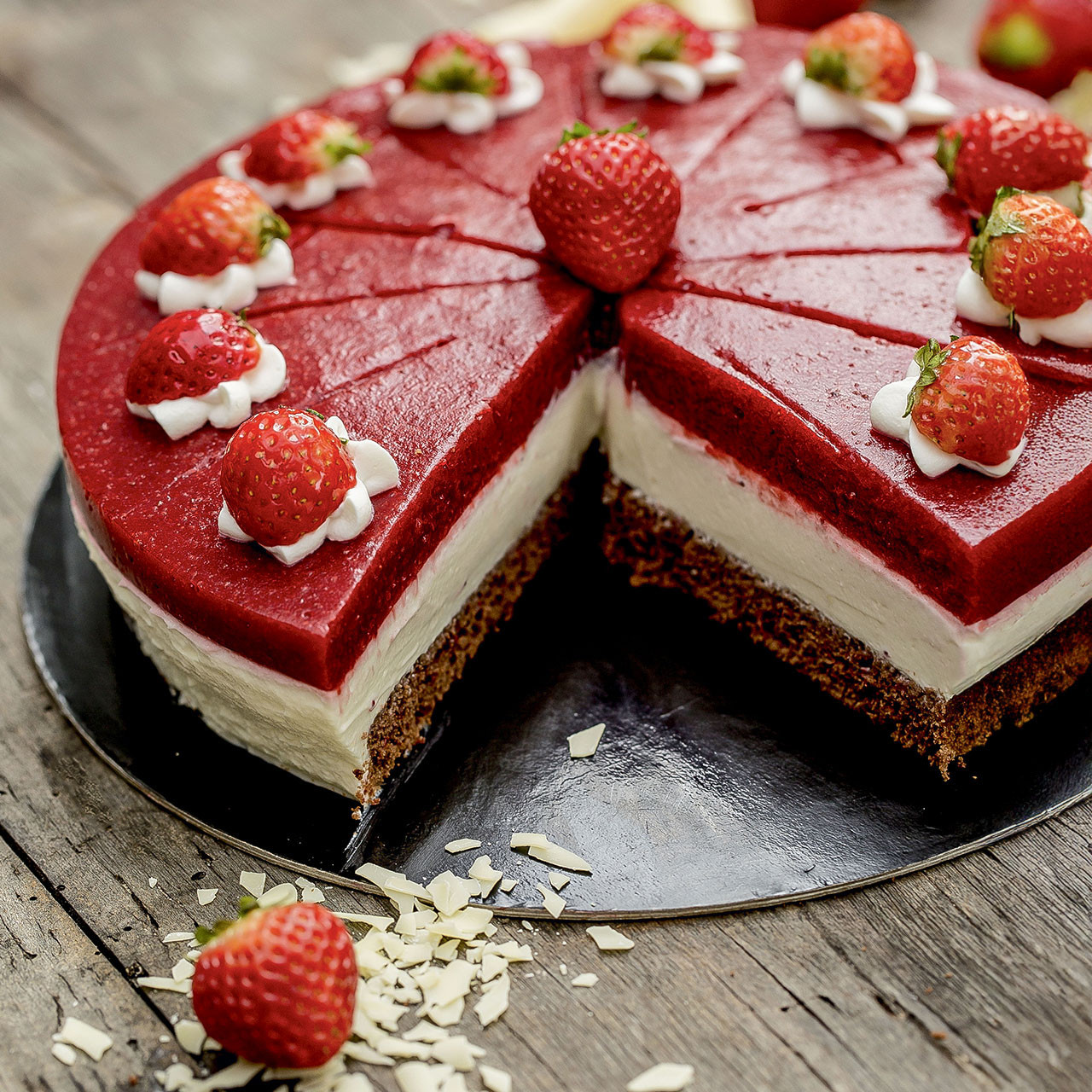 Ciasto biała czekolada z truskawkami