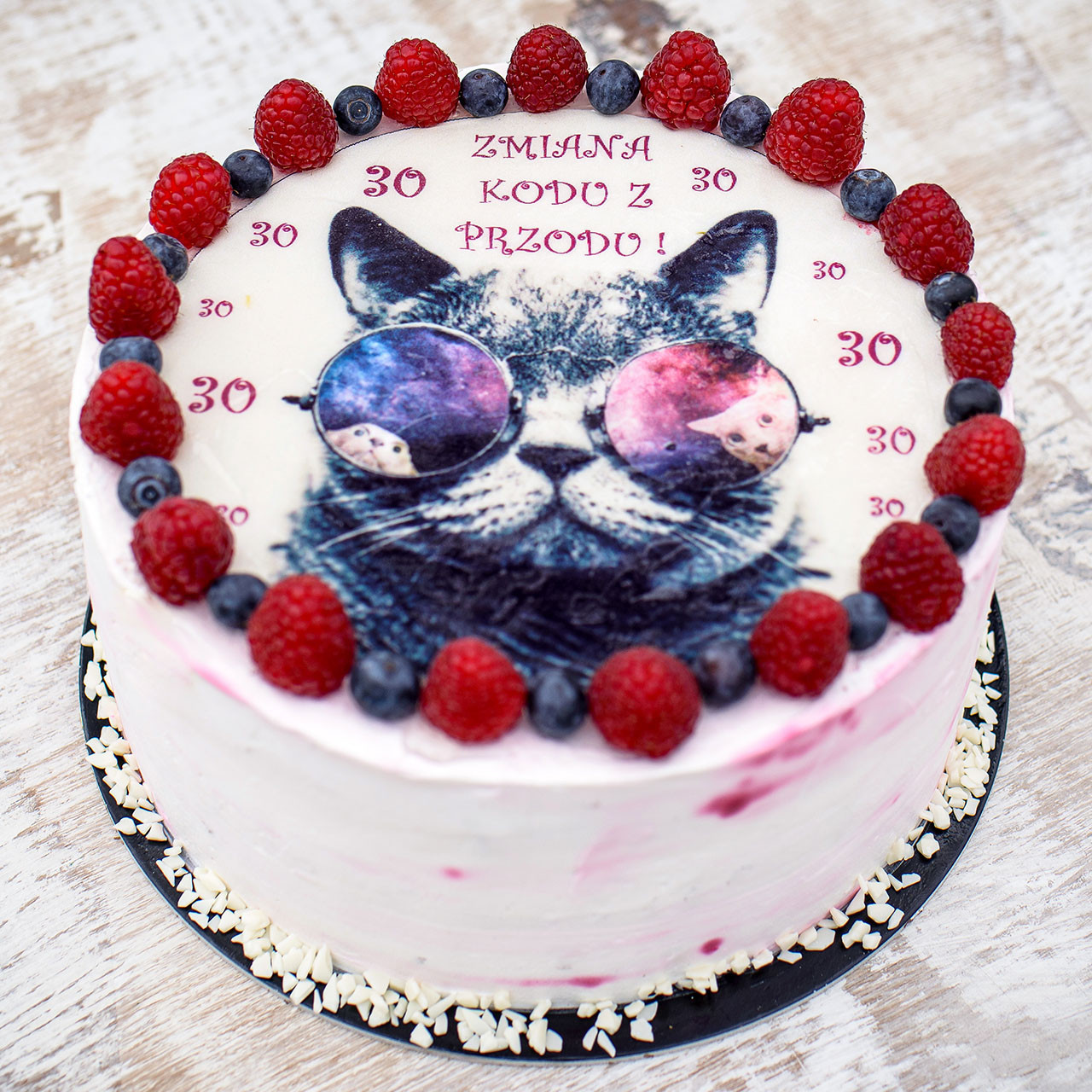 Tort ombre różowy z wydrukiem