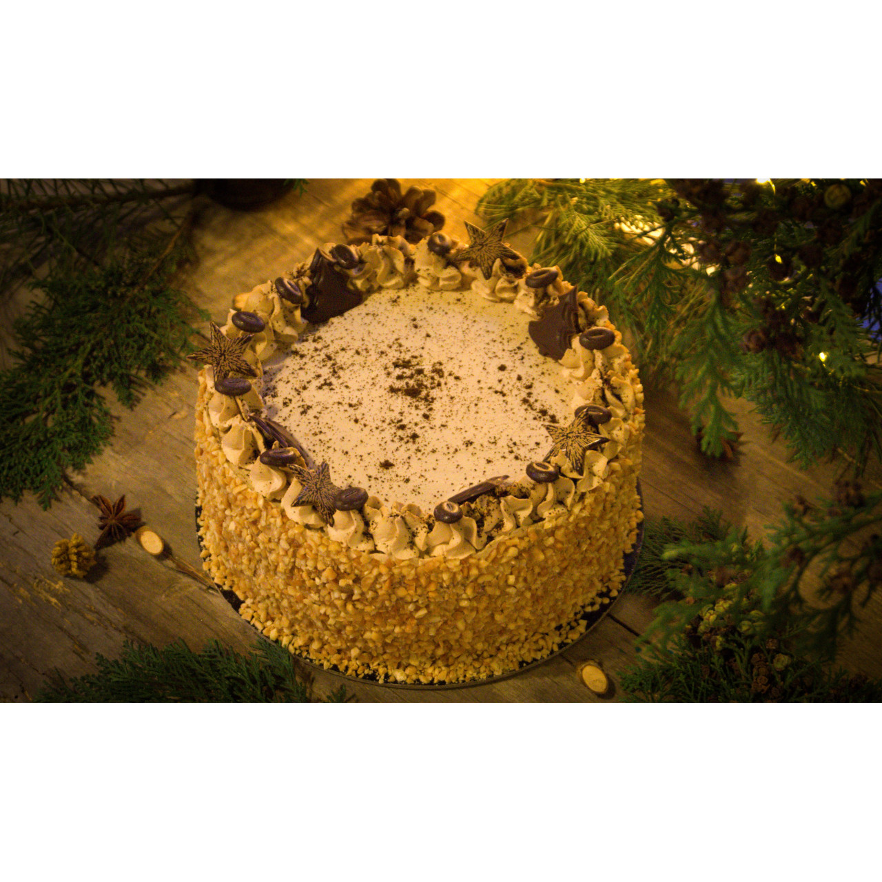 Tort orzechowy z kawą