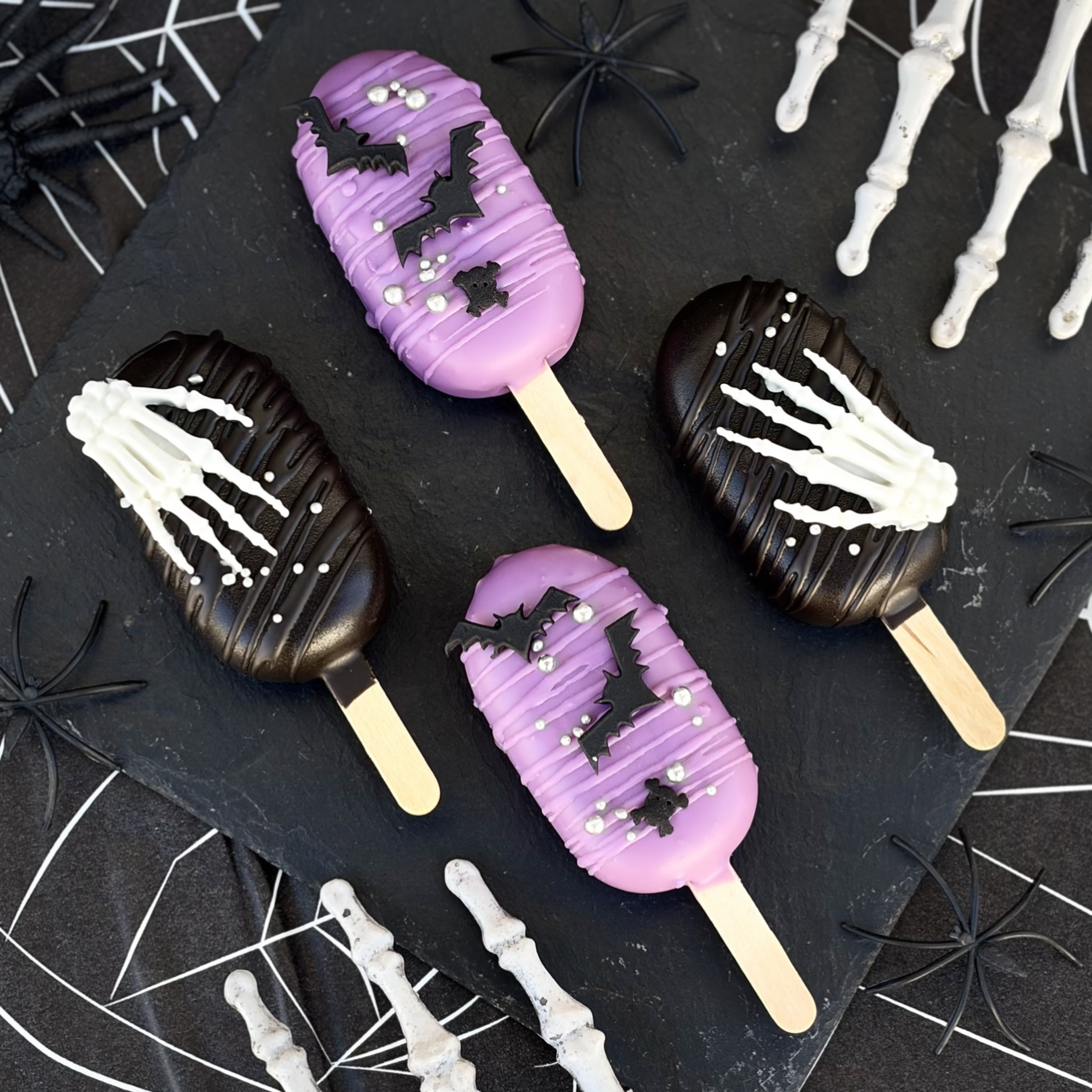 Ice Cake Pops Boo! Nietoperki - zestaw 4 sztuk