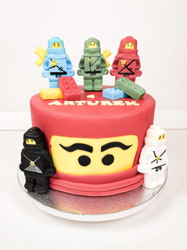 19. Tort ninjago