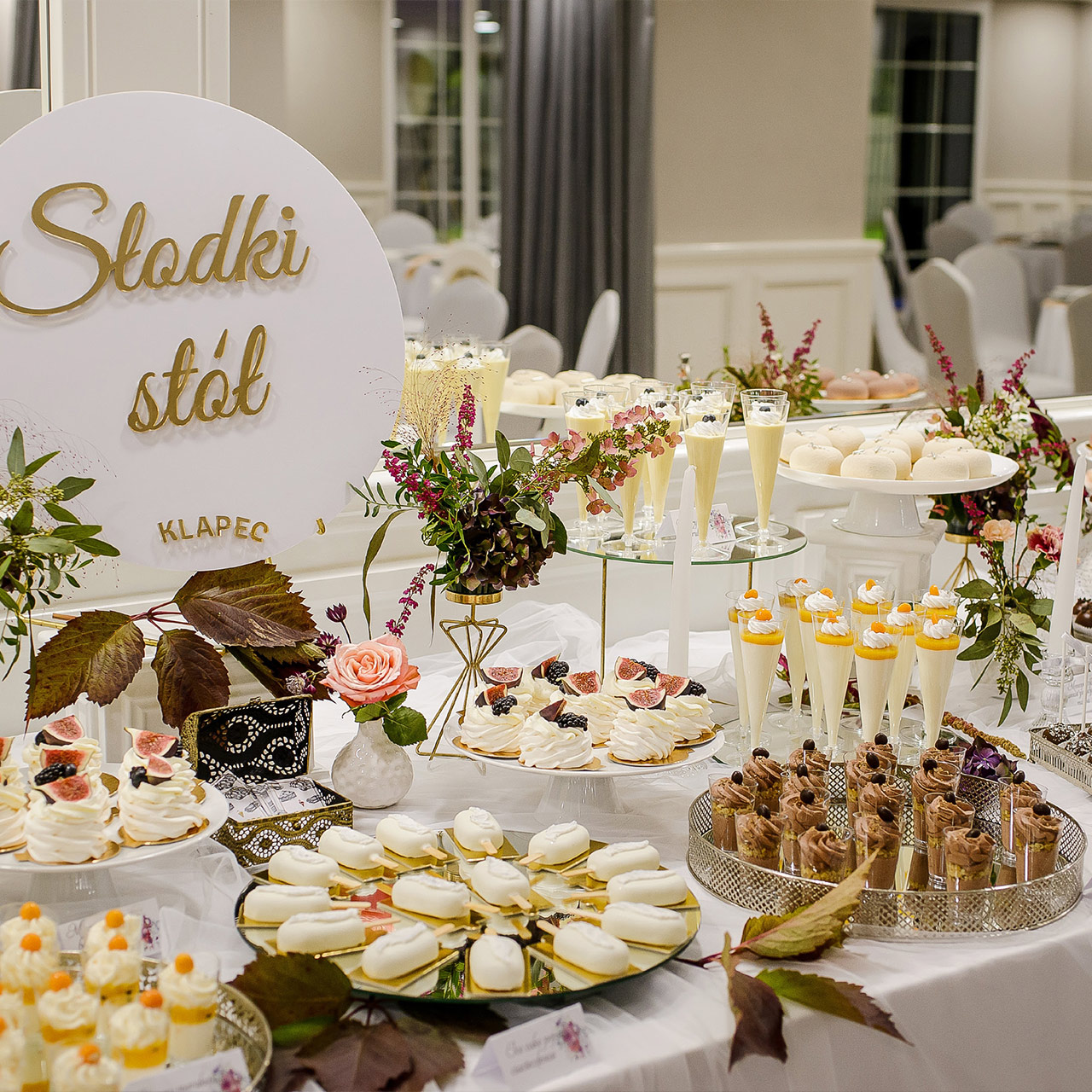 Słodkie stoły weselne na Śląsku – oferta deserów i mini słodkości na przyjęcia